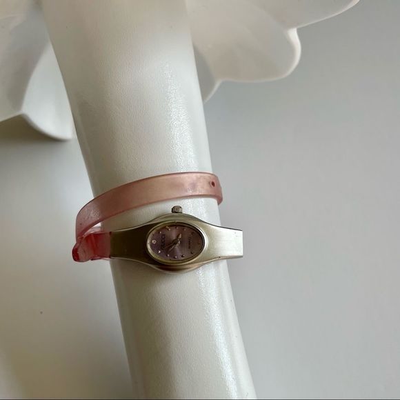 Gucci Watch with Extra Long Silicone Strap main image 5